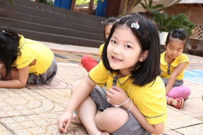 Hiểu độ tuổi để ‘xây’ tự trọng cho trẻ