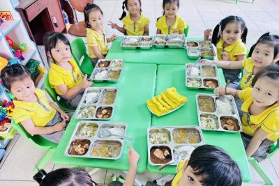 Thực đơn từ tuần 1 đến tuần 4 của các cháu trong tháng 5/2024