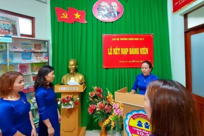 Lễ kết nạp Đảng viên mới của Chi bộ trường Mầm Non 10-3